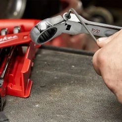 Milwaukee 48-22-9513 Flex Head Ratcheting Metric Combination Wrench Set - 15 PC Tools & Equipment