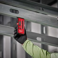 Milwaukee 48-35-1211 165' Cordless Impact Resistant Laser Line Detector