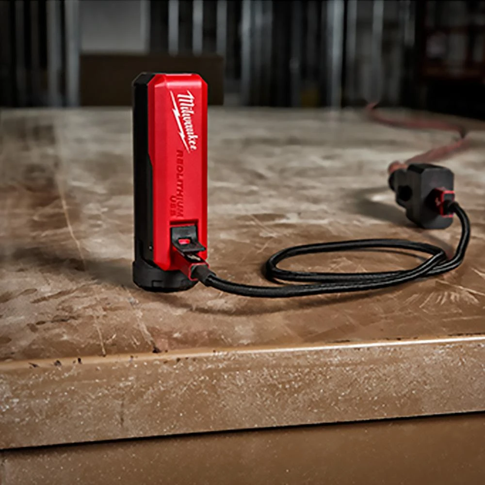 Milwaukee 48-59-2013 REDLITHIUM USB Charger And Portable Power Source Kit 10 Milwaukee 48-59-2013 REDLITHIUM USB Charger And Portable Power Source Kit