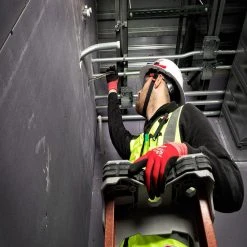 Milwaukee 48-73-1031 Full Brim Vented Hard Hat W/ BOLT Slots Type 1 Class E