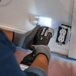 Tools & Equipment Makita XMT04ZB 18V LXT Sub-Compact Brushless StarlockMax Multi-Tool - Bare Tool