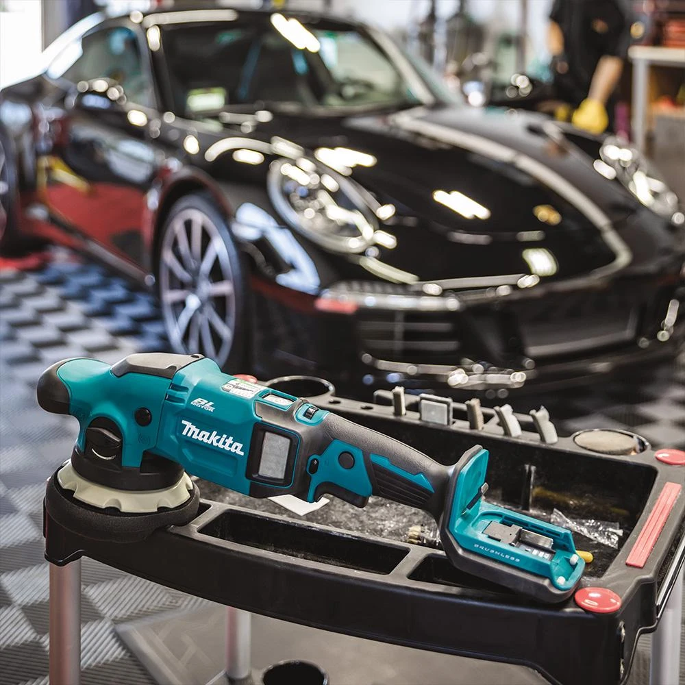 Makita XOP02Z 18V LXT 5/6 Inch Dual Action Random Orbit Polisher - Bare Tool 8 Makita XOP02Z 18V LXT 5 / 6 Inch Dual Action Random Orbit Polisher - Bare Tool