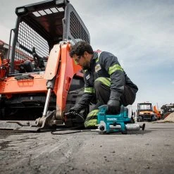 Makita XPG01Z 18V LXT Lithium-Ion Cordless Variable Speed Grease Gun - Bare Tool Tools & Equipment