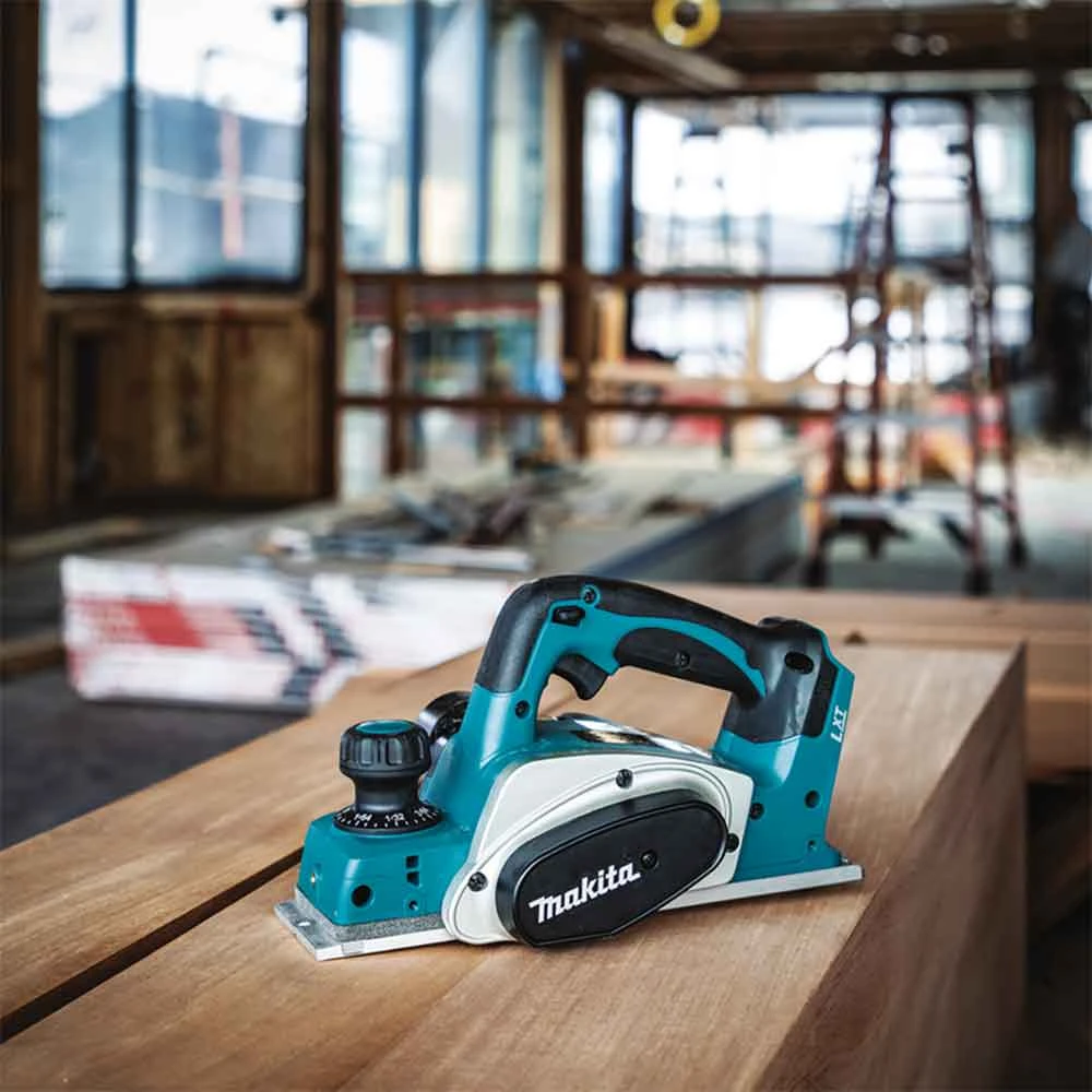 Makita XPK01Z 18V LXT 3-1/4" Cordless Lithium-Ion Wood Planer - Bare Tool 6 Makita XPK01Z 18V LXT 3-1/4" Cordless Lithium-Ion Wood Planer - Bare Tool