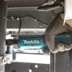 Tools & Equipment Makita XRW01SR1 18V LXT 3/8