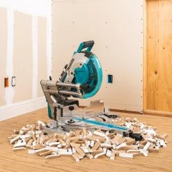 Makita XSL07PT 18 Volts X2 LXT Brushless Cordless Dual Miter Saw With Laser Kit