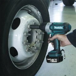 Makita XWT04S1 18V LXT Li-Ion 1/2