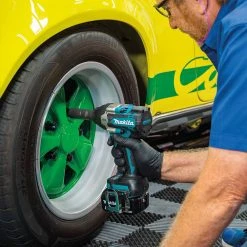 Tools & Equipment Makita XWT17T 18V LXT 1/2