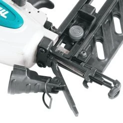 Makita AF601 16ga 2-1/2-Inch Powerful Pneumatic Lock-Out Straight Finish Nailer Tools & Equipment