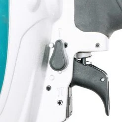 Makita AF635 15ga 2-1/2-Inch Powerful Pneumatic Lock-Out Angled Finish Nailer