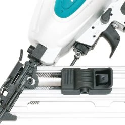 Makita AF635 15ga 2-1/2-Inch Powerful Pneumatic Lock-Out Angled Finish Nailer
