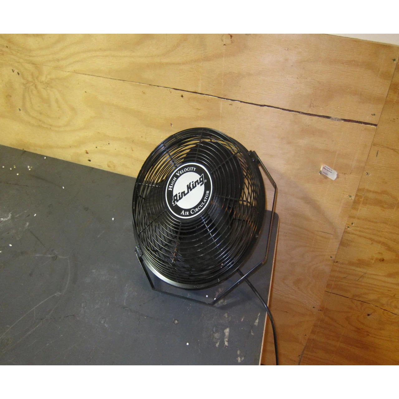 Tools & Equipment Air King 9312 12" 1/25HP Industrial Grade High Velocity Pivoting Multi Mount Fan 9 Tools & Equipment Air King 9312 12" 1/25HP Industrial Grade High Velocity Pivoting Multi Mount Fan