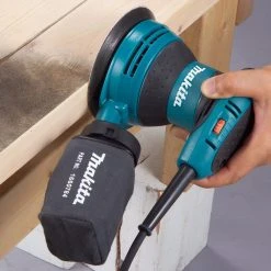 Tools & Equipment Makita BO5031K 5-Inch 3.0 Amp Variable Speed Control Random Orbit Sander Kit 15 Tools & Equipment Makita BO5031K 5-Inch 3.0 Amp Variable Speed Control Random Orbit Sander Kit