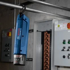 Bosch GLI12V-300N 12-Volt Max 300 Lumens LED Cordless Light Stick - Bare Tool Tools & Equipment