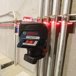 Bosch GLL3-330C 360-Degree 3-Plane Red Beam Self-Leveling Line Laser Kit – Precision Measuring Tool for Professionals 17 Bosch GLL3-330C 360-Degrees 3-Plane Red Beam Self-Leveling Line Laser Kit