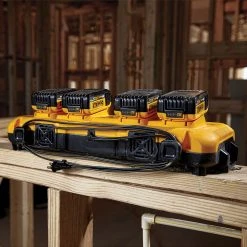 Tools & Equipment DeWALT DCB104 4 Port Durable Multiport Recharging Simultaneous Fast Charger