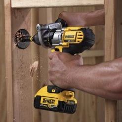 DeWALT DCD980M2 20V MAX Cordless 1/2" Premium 3-Speed Drill Driver Kit