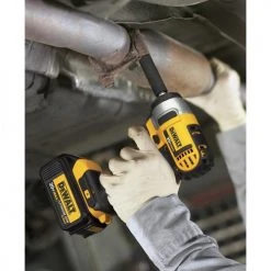 DeWALT DCF883B 20V MAX Lithium-Ion 3/8-in Impact Wrench - Bare Tool