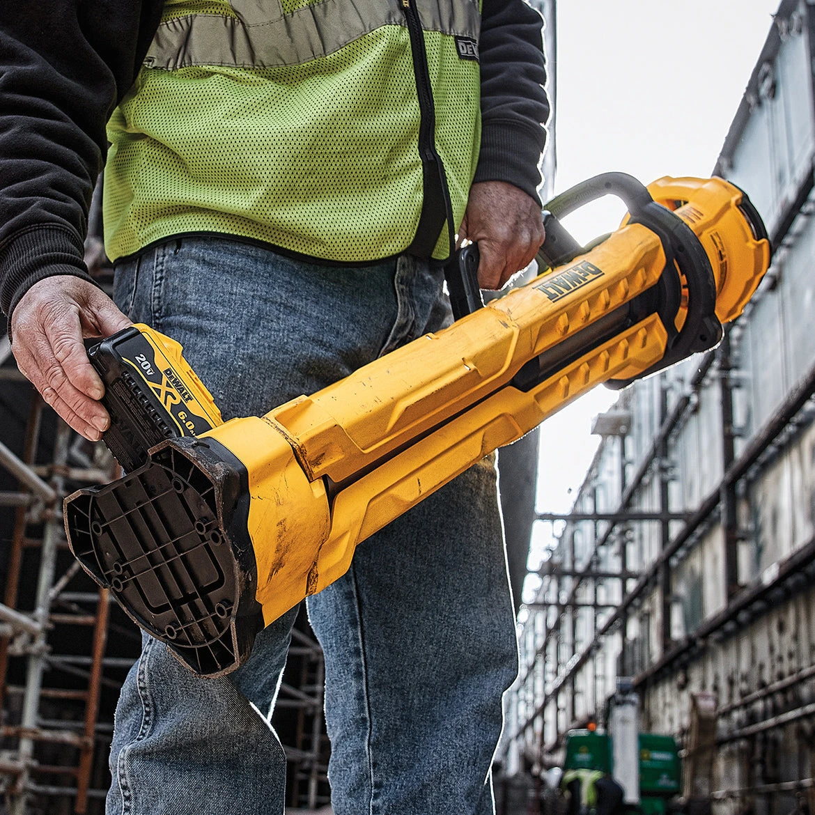 DeWALT DCL079R1 20V MAX 6Ah Heavy Duty Cordless LED Tripod Light Kit Tools & Equipment 8 DeWALT DCL079R1 20V MAX 6Ah Heavy Duty Cordless LED Tripod Light Kit Tools & Equipment