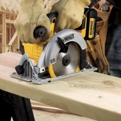 DeWALT DCS391B 20V 6-1/2-Inch Lithium-Ion Cordless Circular Saw - Bare Tool Tools & Equipment