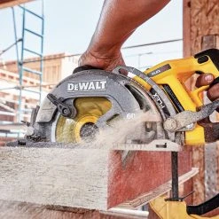 Tools & Equipment DeWALT DCS577X1 60V 7-1/4-Inch Worm Drive Circular 9.0Ah Saw Kit