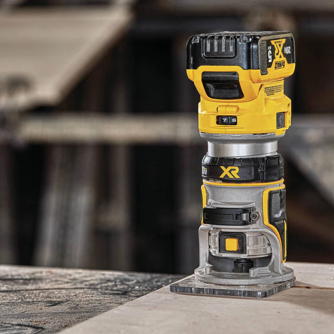DeWALT DCW600B 20V Depth Adjusting Brushless Cordless Router - Bare Tool Tools & Equipment 4 DeWALT DCW600B 20V Depth Adjusting Brushless Cordless Router - Bare Tool Tools & Equipment