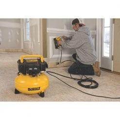 DeWALT DWC1KIT-B 6 Gallon Compressor & 18 Guage Brad Nailer Combo Kit