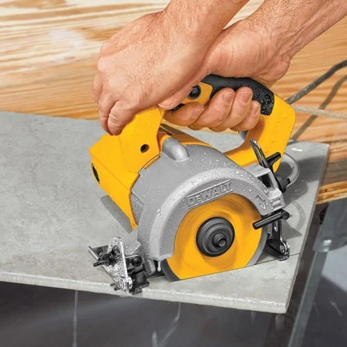 DeWALT DWC860W HD 4-3/8'' 10.8 Amp Wet Dry Tile Stone Masonry Saw 5 DeWALT DWC860W HD 4-3/8'' 10.8 Amp Wet Dry Tile Stone Masonry Saw