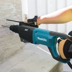 Makita HR2641X1 SDS-PLUS AVT Rotary Hammer With Case And 4-1/2