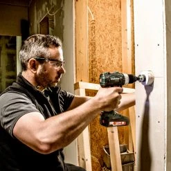 Metabo 602316520 18-Volt 2.0Ah Lithium-Ion Brushless Hammer Drill/Driver Kit Tools & Equipment