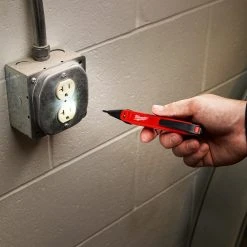 Milwaukee 2202-20 1,000V LED Indicating Pocket Clip Voltage Detector Tools & Equipment