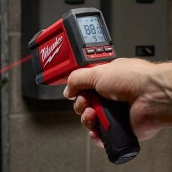Milwaukee 2268-20 -22 - 1,022-Degrees Fahrenheit Infared Temperature Gun