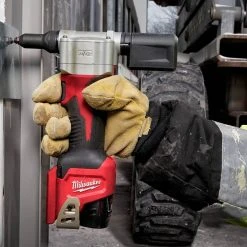 Milwaukee 2550-20 M12 FUEL 12V Heavy Duty Cordless Rivet Tool - Bare Tool Tools & Equipment