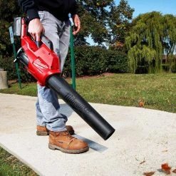 Milwaukee 2724-21HD M18 FUEL 18V 450-CFM 120-Mph Leaf Blower Kit