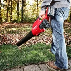 Milwaukee 2724-21HD M18 FUEL 18V 450-CFM 120-Mph Leaf Blower Kit