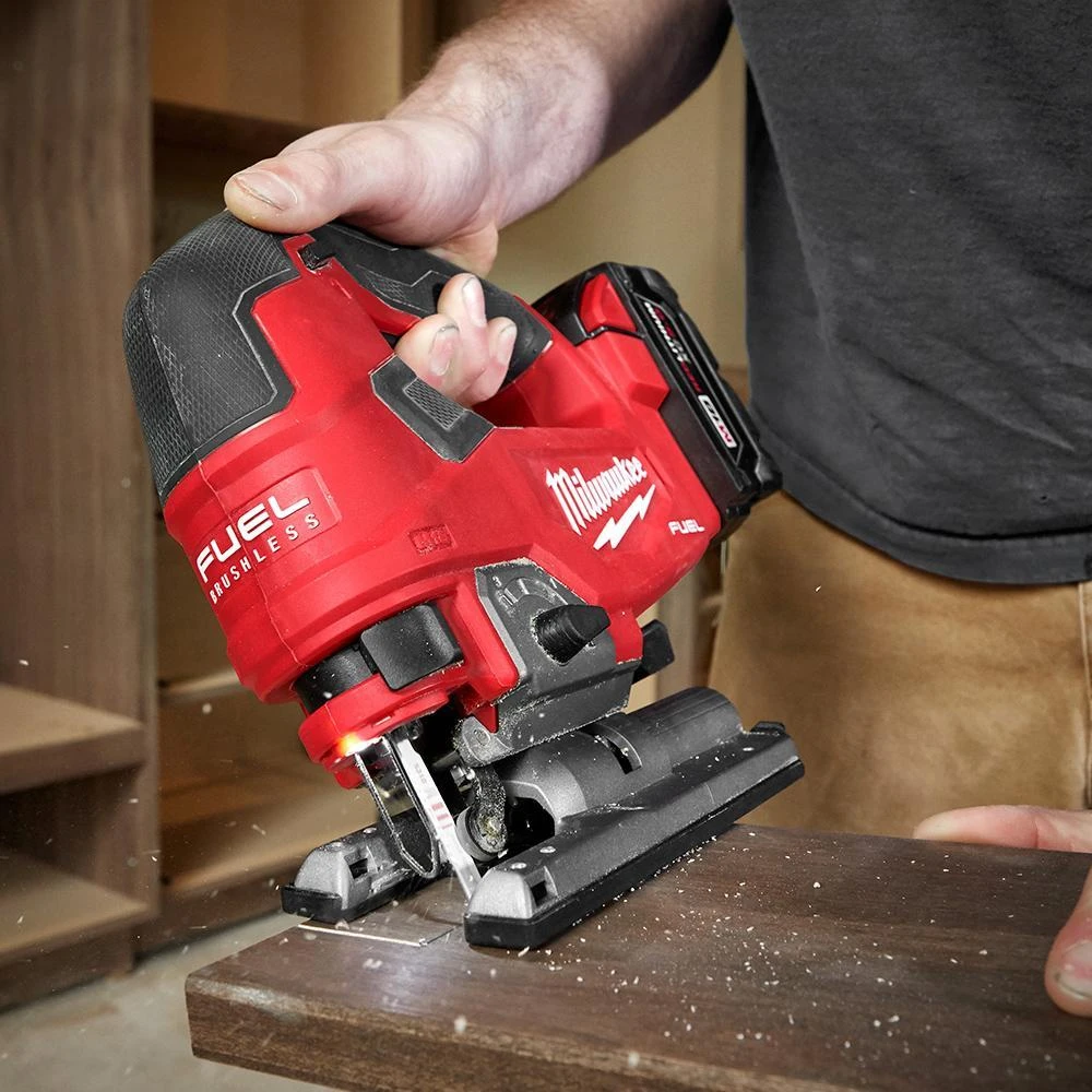 Milwaukee 2737-21 M18 FUEL 18V Heavy Duty Cordless D-Handle Jig Saw Kit 9 Milwaukee 2737-21 M18 FUEL 18V Heavy Duty Cordless D-Handle Jig Saw Kit