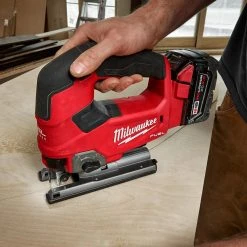 Milwaukee 2737-21 M18 FUEL 18V Heavy Duty Cordless D-Handle Jig Saw Kit 18 Milwaukee 2737-21 M18 FUEL 18V Heavy Duty Cordless D-Handle Jig Saw Kit
