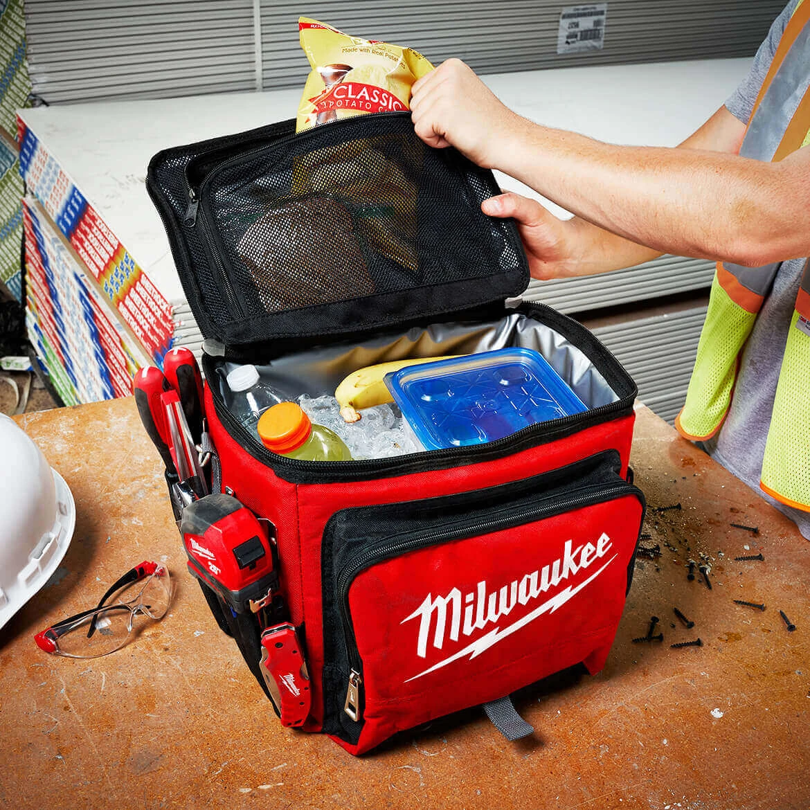 Tools & Equipment Milwaukee 48-22-8250 21.65-Quart Red Heavy Duty Ballistic Jobsite Cooler 10 Tools & Equipment Milwaukee 48-22-8250 21.65-Quart Red Heavy Duty Ballistic Jobsite Cooler