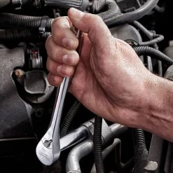 Tools & Equipment Milwaukee 48-22-9038 3/8-Inch Drive 90-Tooth Durable Steel Wrench Ready Ratchet