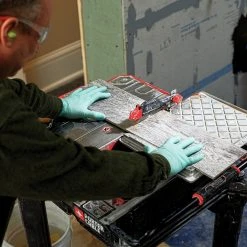 Tools & Equipment Porter-Cable PCE980 7-Inch 6.5-Amp Corded AC Sliding Table Top Tile Saw