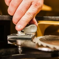 Powermatic PM23130K 230-Volt 30-Inch 3 HP 1-Phase RIP Table Saw W/ ACCU-FENCE Tools & Equipment