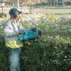 Makita X2 XHU04Z 18V LXT Lithium-Ion 36V Cordless Hedge Trimmer - Bare Tool Lawn & Outdoor Power