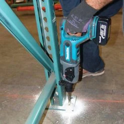 Makita XRH04Z 18V LXT Lithium-Ion Cordless 7/8" Rotary Hammer, Bare Tool Tools & Equipment