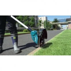 Makita XRU02Z 18V 7,600-Rpm LXT Lithium-Ion Cordless String Trimmer - Bare Tool