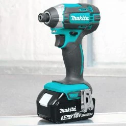 Makita XT610 18-Volt 3.0 Ah 2-Speed LXT Lithium-Ion Cordless Combo Kit - 6pc 16 Makita XT610 18-Volt 3.0 Ah 2-Speed LXT Lithium-Ion Cordless Combo Kit - 6pc